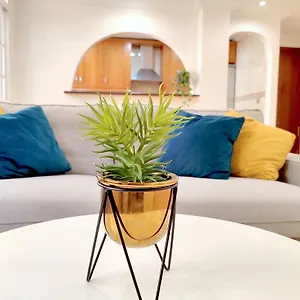 https://d4-design-relax-in-the-city.es-andalucia.com