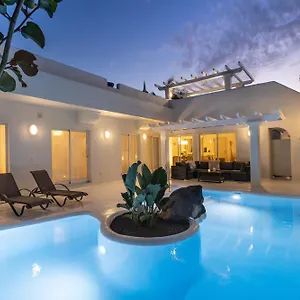 https://villa-bahia-corralejo.in-canary-islands.com